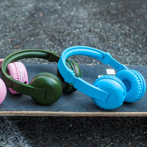 หูฟังไร้สายแบบครอบหูสำหรับเด็กยอดนิยม BuddyPhones, หูฟังบลูทูธสเตอริโอตัดเสียงรบกวน ANC สำหรับเด็กใช้ในชีวิตประจำวัน - Product Image 5