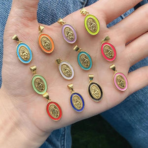 Médaille Émaillée Vierge Marie Breloque Sacrée Catholique, Plaqué Or 18 Carats, Bijoux Artisanaux pour Collier DIY Vente en Gros M53 - Product Image 5