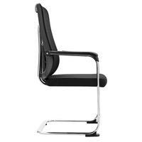 Usine chinoise Chaise de réunion de bureau à bas prix avec accoudoir fixe et pieds en forme de U Chrome Chaise ergonomique en maille