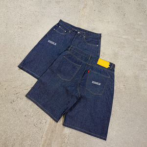 Shorts en jean pour hommes, mode estivale, streetwear décontracté, en denim brut, coupe ample et épaisse - Product Image 1