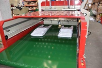 Machine automatique de fabrication de sacs en plastique t-shirt 4 lignes