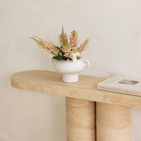 Table console de salon KUMUSI FURNITURE Wabi-Sabi en travertin crème avec base solide