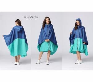 Poncho de lluvia impermeable con estilo para <span class=keywords><strong>mujer</strong></span> <span class=keywords><strong>Chubasquero</strong></span> con estampado colorido con capucha y cremallera - Product Image 2