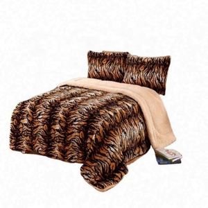 Juego <span class=keywords><strong>de</strong></span> edredón <span class=keywords><strong>de</strong></span> lujo tamaño King, <span class=keywords><strong>colchas</strong></span> estampadas y ropa <span class=keywords><strong>de</strong></span> cama - Product Image 1