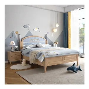 Chambre design nordique moderne classique avec lit double pour enfants en bois massif