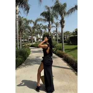 Robe de soirée longue noire Astrid avec fente, taille empire, style fourreau droit, ornée de perles et de strass, en polyester, pour soirée, tailles XS-XL - Product Image 1