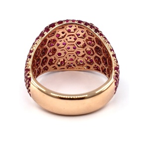 Bague de mariage large en or blanc 18 carats avec rubis, fabriquée en Chine, pour homme et femme, idéale pour les occasions spéciales - Product Image 2