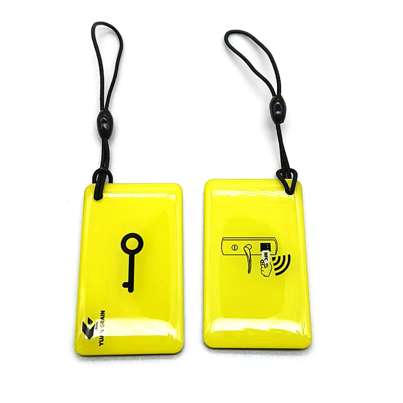 Jaune