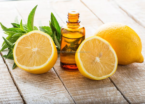 Lemon Essential <b>Oil</b> & Natural ( Citrus X Limon ) - 100% Pure <b>Diffuser</b> Essential <b>Oils</b> Aromatherapy Skin Care Top Grade OEM/ODM - Product Image 2