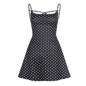 Robe d'été pour femme en gros, à pois, dos nu, sexy, évidée, à fines bretelles, coupe trapèze, mini-robe de plage pour les vacances - Product Image 6