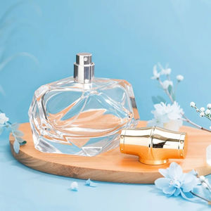 Fancy Unique forma cuadrada 30ml 50ml 80ml botella de Spray de vidrio de Perfume transparente con cubierta de crimpado - Product Image 3