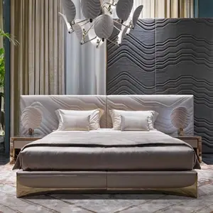<span class=keywords><strong>Lit</strong></span> double en cuir <span class=keywords><strong>de</strong></span> vache importé <span class=keywords><strong>de</strong></span> luxe italien léger couche supérieure 1.8m Chambre à coucher principale <span class=keywords><strong>Lit</strong></span> d'art en cuir brodé <span class=keywords><strong>de</strong></span> luxe haut <span class=keywords><strong>de</strong></span> gamme - Product Image 1