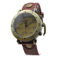 Womage-568-1 Montre rétro Womage avec boîtier en alliage, mouvement à quartz, bracelet en cuir, style punk, motif note de musique, vente en gros disponible