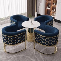 Nouvelles chaises de salle à manger en velours bleu marine uniques Design découpé au laser Métal tufté (acier) Restaurants Hôtels Banquets Salles Appartements