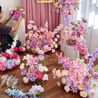 Arrangements de roses et de lys artificiels en soie et en plastique pour mariage, fiançailles, allées et tables de réception