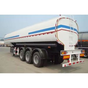 New Oil Transport Truck with Aluminum Alloy Fuel Tank Over 30000L Capacity Dangerous Goods Transport Vehicle - Product Image 1
