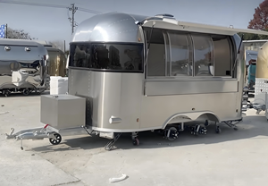 Pacchetto Standardizzato per Flotte di Food Truck con Layout e Branding Consistenti per Espansione Multi-Locale - Product Image 6