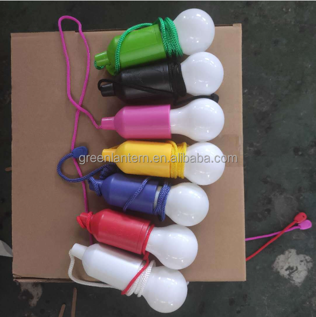 Lâmpada de LED Portátil Colorida para Acampamento - Bateria AAA