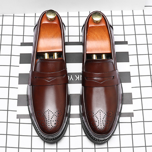 รองเท้าเดรสสำหรับงานปาร์ตี้ ขายส่ง รุ่นใหม่ คลาสสิก ผู้ผลิตแบรนด์ส่วนตัว รองเท้าผู้ชายจีน รองเท้าลำลองหนังแบบสวม - Product Image 4