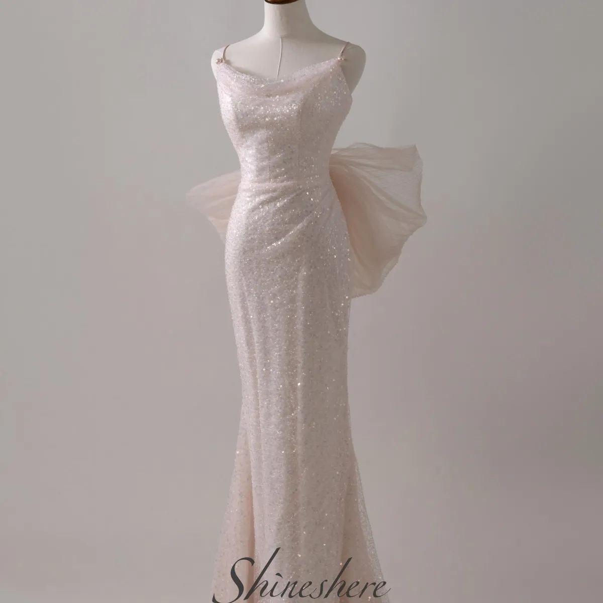 Gaun pernikahan merah muda koleksi baru 2023 gaun pernikahan putri duyung payet buatan tangan desain tanpa tali seksi dengan pita yang dapat dilepas