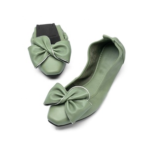 Zapatos planos <span class=keywords><strong>de</strong></span> cuero <span class=keywords><strong>de</strong></span> cabra <span class=keywords><strong>de</strong></span> suela blanda para mujer <span class=keywords><strong>de</strong></span> buena calidad <span class=keywords><strong>de</strong></span> fábrica con zapatos planos <span class=keywords><strong>de</strong></span> bailarina suave con lazo grande - Product Image 2