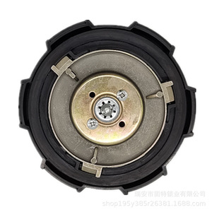 ชุดฝาถังน้ำมัน Sany สำหรับรถบรรทุก Dongfeng สีดำ ทำจากพลาสติกและโลหะ หมายเลขอะไหล่ 36 - Product Image 4