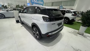Voiture d'<span class=keywords><strong>occasion</strong></span> 2025 <span class=keywords><strong>Peugeot</strong></span> 4008 SUV Conduite à gauche Prête à l'emploi Qualité fiable Partenaire de commerce international - Product Image 4