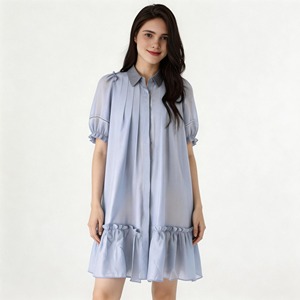 Abito Estivo Casual da Donna in Chiffon Azzurro con Colletto, Maniche a Sbuffo, Pieghe e Orlo con Volant - Product Image 1