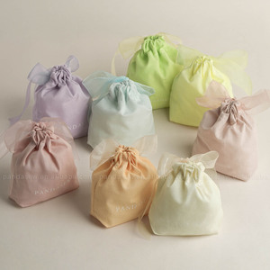 PandaSew Sac en coton léger et durable avec logo personnalisé, pochette de rangement anti-poussière en coton à cordon de serrage avec garniture en organza, tendance - Product Image 6