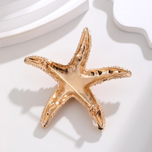 Elegante Spilla a Forma di Stella Marina in Stile Retrò Coreano, Preziosa Corsage con Stella Marina Incastonata per Cappotti, Abiti, Matrimoni e Fidanzamenti per Bambini - Product Image 4