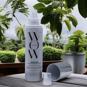COLOR WOW Dream Filter Spray Eliminador de Minerales Antes del Champú, Restaura el Brillo del Color del Cabello, Mejora la Elasticidad - Product Image 1