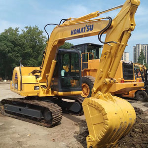 Mini pelleteuse sur chenilles KOMATSU PC70-8 d'occasion Modèle 7 tonnes Capacité du godet 3m Bonne condition avec moteur de pompe à moteur - Product Image 1