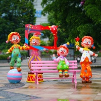 Statue de Joker pour parc d'attractions, design intriguant, en fibre de verre/résine époxy, peinte à la main, pour la décoration extérieure des paysages urbains