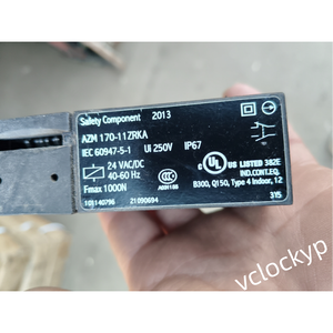 Interrupteur de sécurité Schmersal AZM 170-11ZKA 24VAC/DC 1140257 d'occasion - Product Image 4
