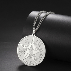 Collana con Ciondolo in Acciaio Inossidabile Finemente Lucidato, Amuleto Stella di Salomone con Pentagramma e Nome di Dio Tetragrammaton, Sigillo della Cabala - Product Image 2
