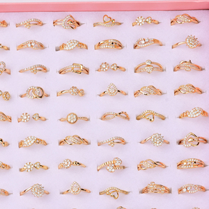 Wholesale Non Fade Custom Wedding <strong>Ring</strong> <strong>Set</strong> 18K <strong>Gold</strong> Plated Engagement 5A Cubic Zirconia Jewelry <strong>Ring</strong> <strong>Set</strong> - Product Image 3