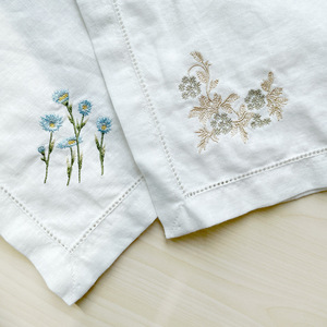 Bonne vente 100% serviettes en lin français fleur serviettes <span class=keywords><strong>de</strong></span> luxe personnalisées prix <span class=keywords><strong>pas</strong></span> <span class=keywords><strong>cher</strong></span> et serviettes en <span class=keywords><strong>tissu</strong></span> durable - Product Image 5