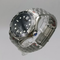 Montres automatiques mécaniques de luxe pour hommes, avec logo personnalisé OEM, mouvement japonais NH35, étanches, en acier inoxydable, pour plongée
