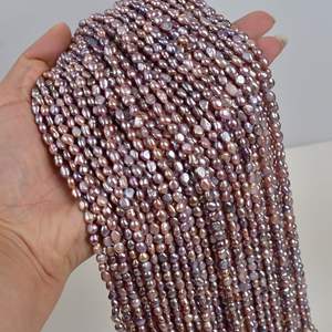 Perles d'eau douce naturelles baroques de 4-5 mm, trou droit, blanches, à deux faces, petites, légères, pour la fabrication de bijoux en vrac - Product Image 1