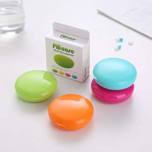 Daily Round, <span class=keywords><strong>pharmacie</strong></span> de poche portable à emporter, boîte à pilules, organisateur et contenants de vitamines, parfait pour les voyages - Product Image 2