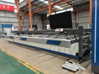 Centro de Corte y Fresado CNC Automático de 5 Estaciones para Ventanas y Puertas, Línea de Producción de Ventanas y Puertas