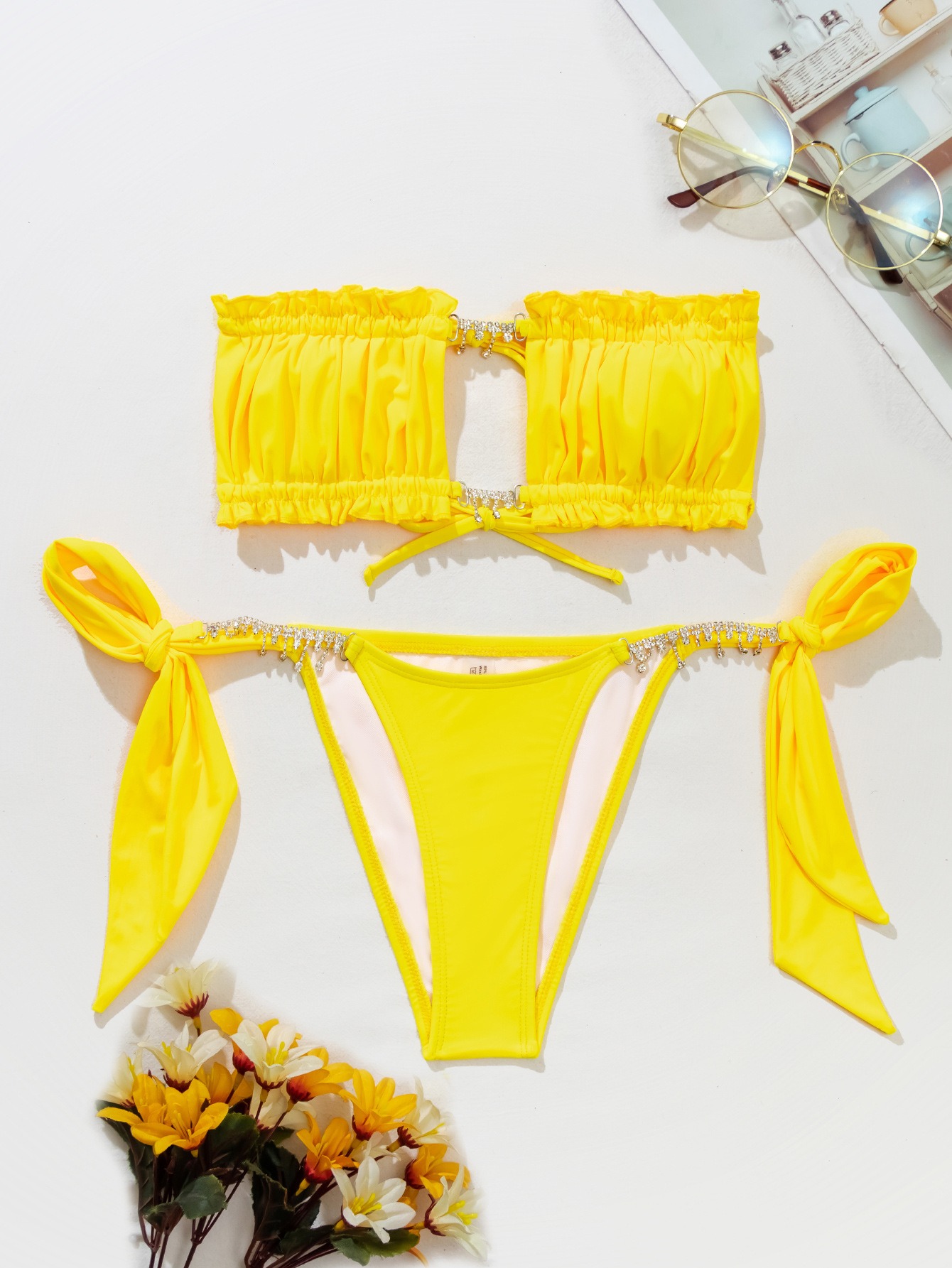 Jaune