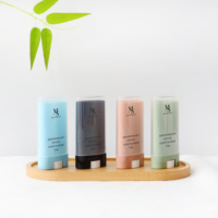 Botol wadah deodoran balsam putar naik plastik Oval Mini 15g warna-warni untuk perawatan diri