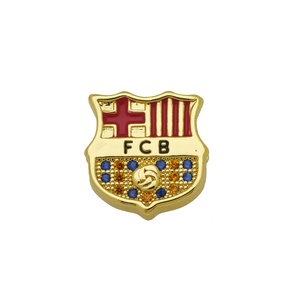 Colgante <span class=keywords><strong>de</strong></span> escudo <span class=keywords><strong>de</strong></span> circonita chapado en oro <span class=keywords><strong>de</strong></span> 18 quilates con amuleto <span class=keywords><strong>de</strong></span> esmalte del escudo del Club <span class=keywords><strong>de</strong></span> Fútbol HP277 para pulsera, collar, fabricación <span class=keywords><strong>de</strong></span> joyas al por mayor - Product Image 5