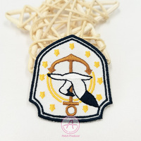Meilleur prix fer à coudre sur un patch de broderie d'insigne pour les vêtements nouveau divers patch brodé de conception mignonne