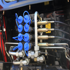 Tracteur agricole <span class=keywords><strong>de</strong></span> grande roue <span class=keywords><strong>de</strong></span> la certification CE 4WD TT1804 180HP <span class=keywords><strong>de</strong></span> Sinomach CNCMC avec la personnalisation profonde - Product Image 5