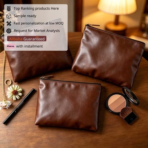 Sac à maquillage personnalisé en cuir lisse gaufré Yihe : Sac cosmétique cadeau pour filles, Sac à maquillage avec nom - Product Image 1