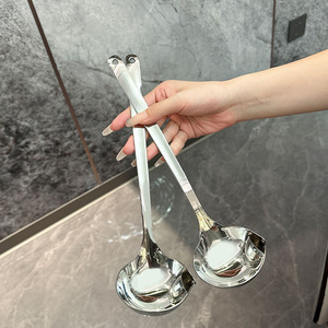 Cuchara para filtrar aceite de acero inoxidable 316, utensilio de cocina con mango largo y grueso para separar sopa, para uso doméstico en ollas calientes - Product Image 4