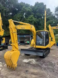 Komatsu Japon, mini-excavatrice sur chenilles d'occasion PC60 6 tonnes, Komatsu PC60 d'occasion, petite excavatrice sur chenilles, certifiée CE - Product Image 2