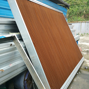 Panel de enfriamiento evaporativo para aves de corral, con celulosa de panal húmeda y ventilación indirecta - Product Image 2
